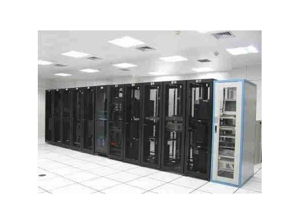 小型UPS電源機(jī)房動(dòng)環(huán)監(jiān)控系統(tǒng)，可按需定制監(jiān)控內(nèi)容！