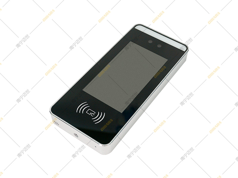 OM-ACC-D107 人臉識別一體機(jī)