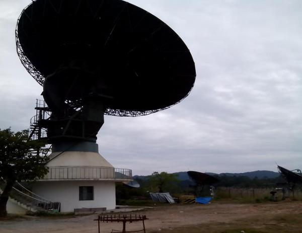 基于單片機(jī)的多節(jié)點(diǎn)環(huán)境監(jiān)測，實(shí)現(xiàn)管理的自動(dòng)化